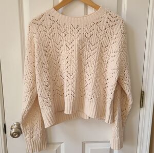 American Eagle L Chenille Cream Knit Sweater